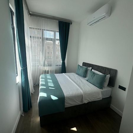 Luxe Apartment In Center Erevan Exterior foto