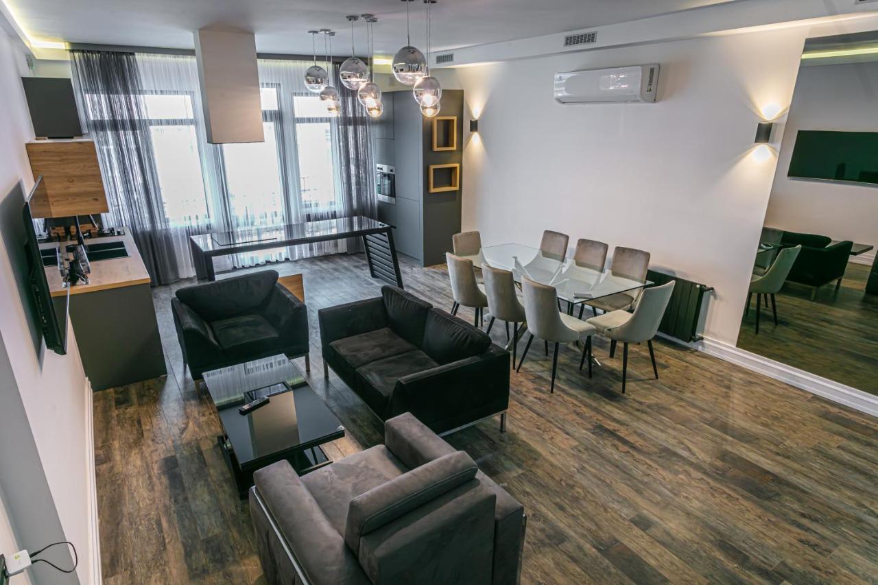 Luxe Apartment In Center Erevan Exterior foto