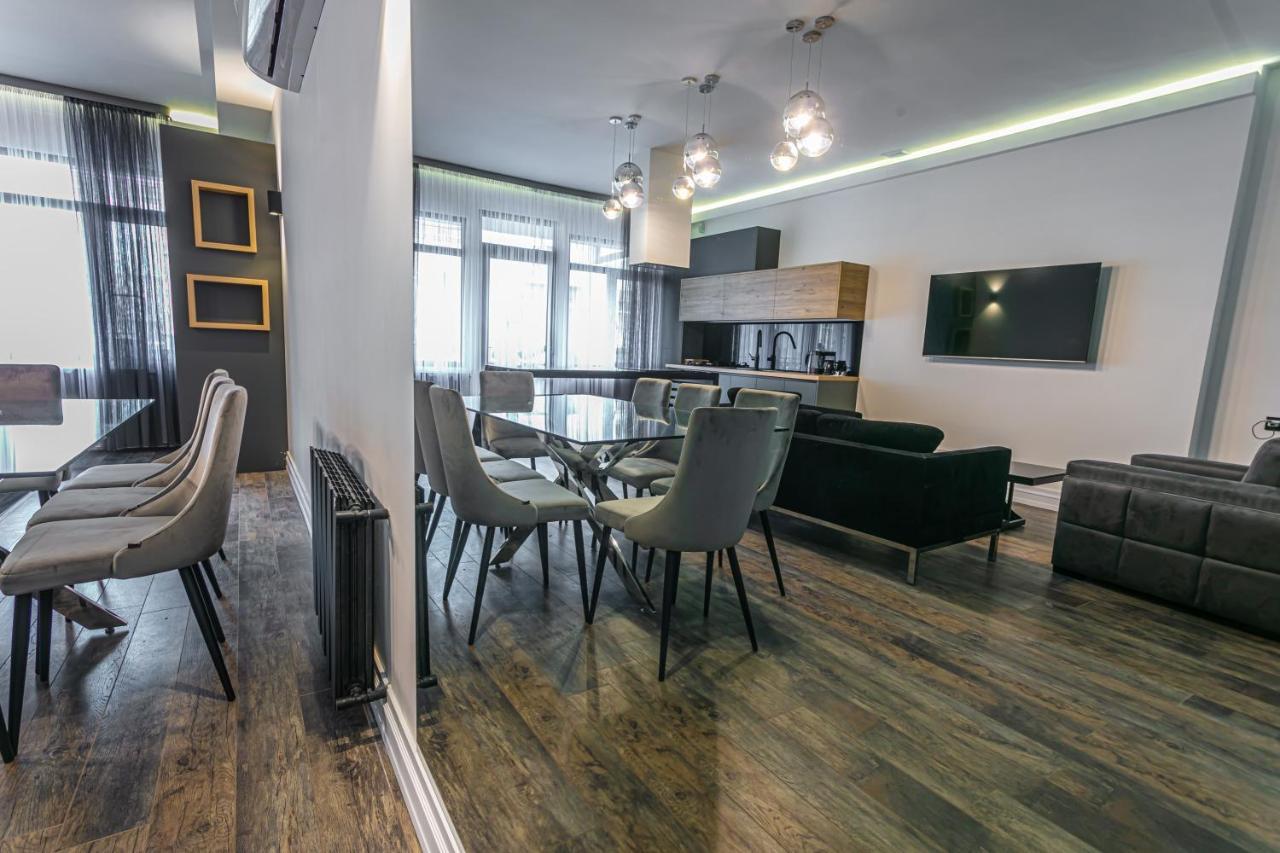 Luxe Apartment In Center Erevan Exterior foto