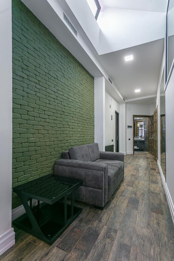 Luxe Apartment In Center Erevan Exterior foto