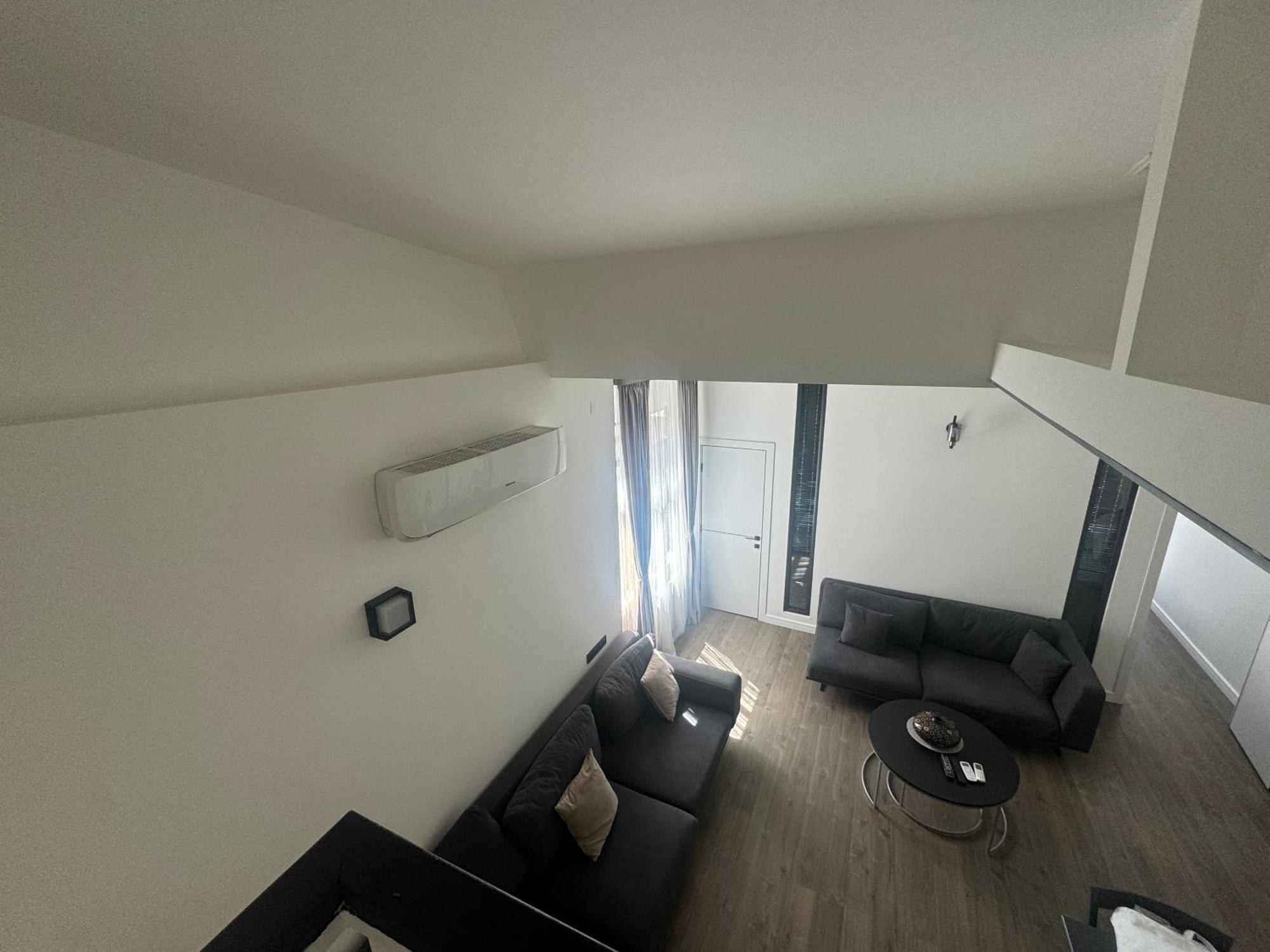 Luxe Apartment In Center Erevan Exterior foto