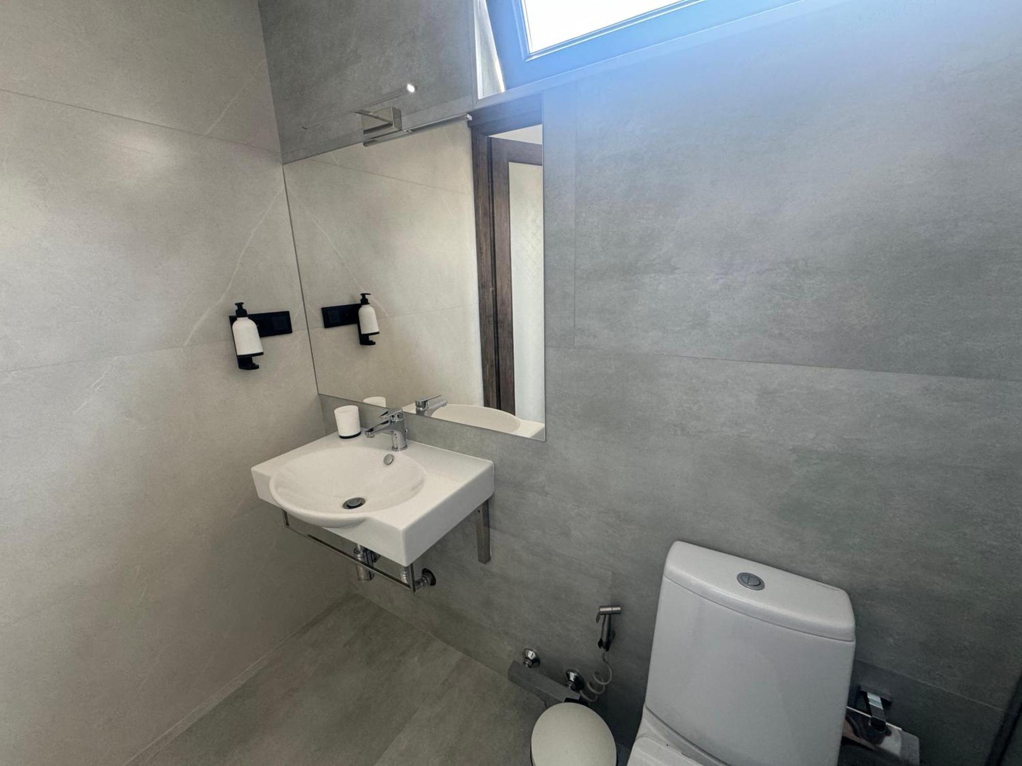 Luxe Apartment In Center Erevan Exterior foto